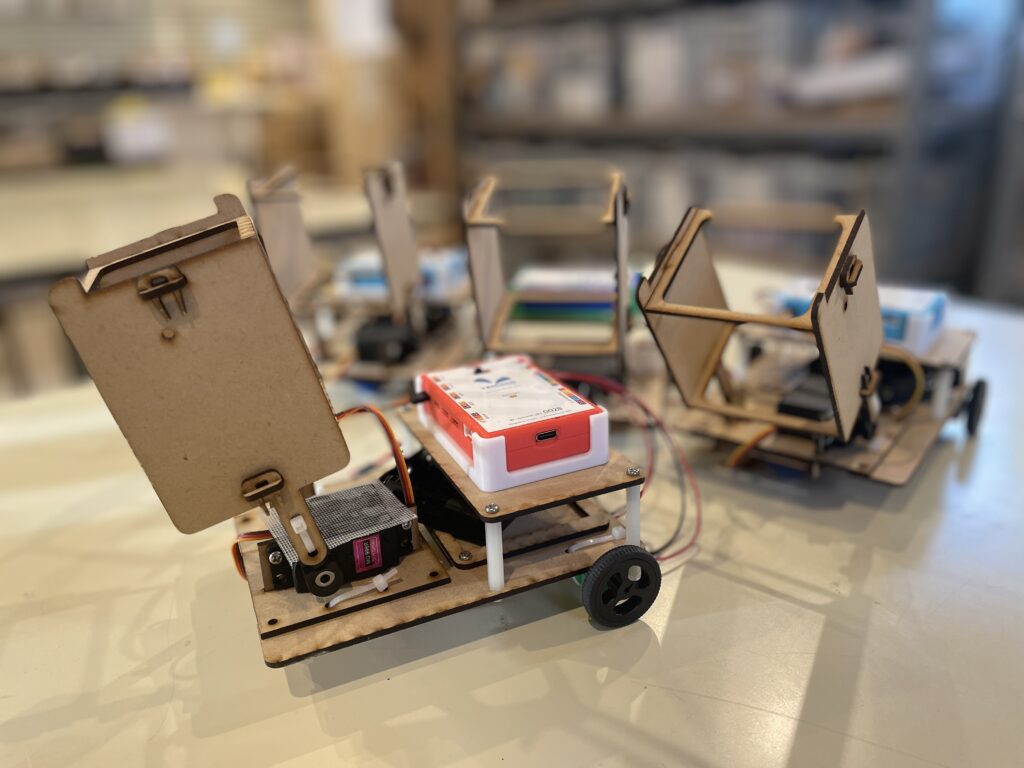 次なるテーマは「運搬」!　真似から始めるロボ製作